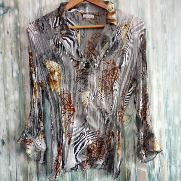 Jaipur Tops - Ocean print crinkle snap button bell sleeve top